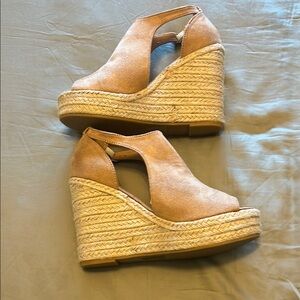 Women's Tan Wedge Sandals